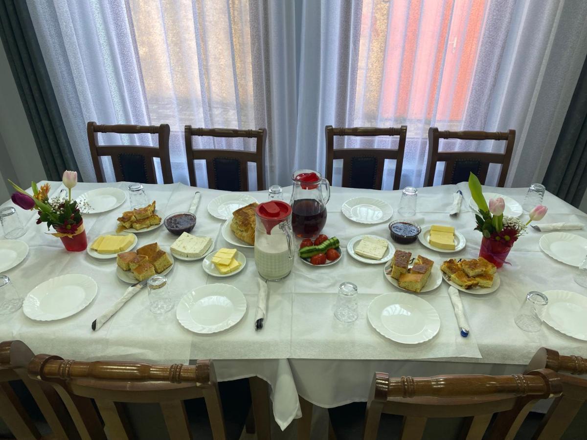 Hotel Epoka Шкодер Экстерьер фото